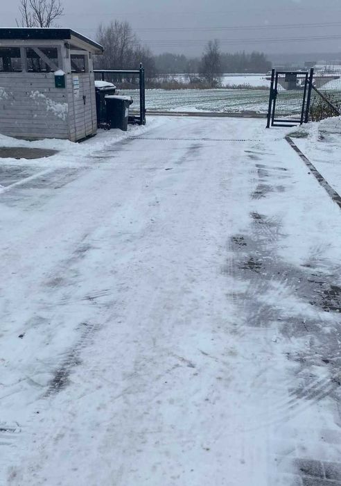 Odśnieżanie parkingów ulic usuwanie śniegu koszenie zamiatanie Kraków