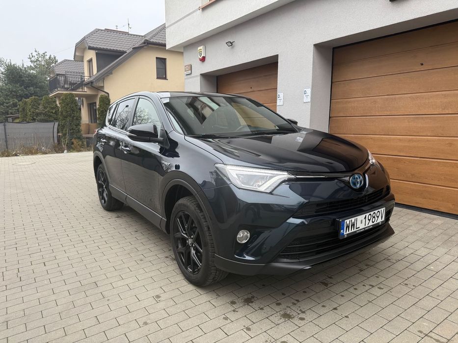 Toyota RAV4 Toyota RAV4 Hybrid 2017 – pierwsza rejestracja 03.2018