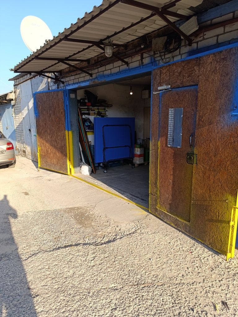 Продам гараж в отличном месте!Днепр,сразу за ж/м Лев-ый,3