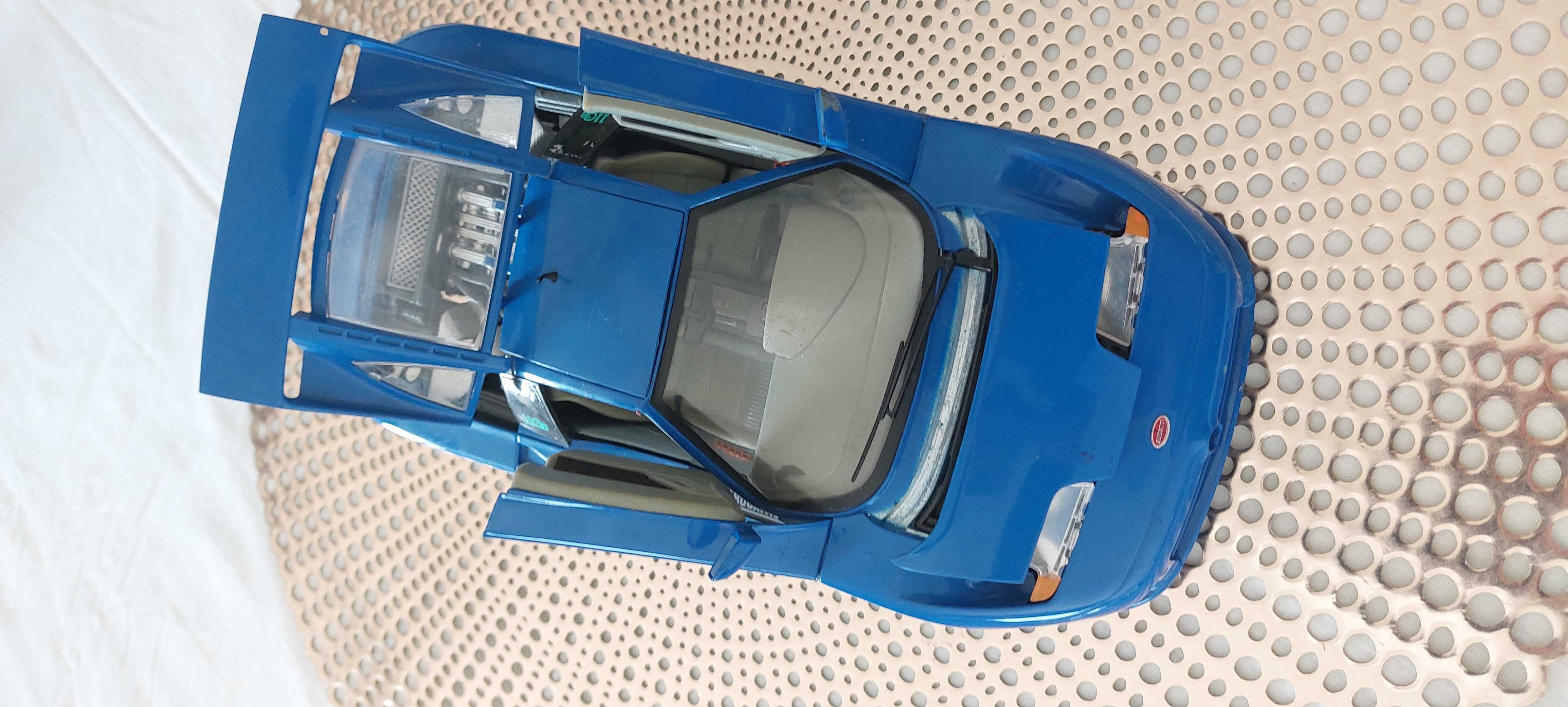 Carro burago 1/18 antigo Bugatti 1991