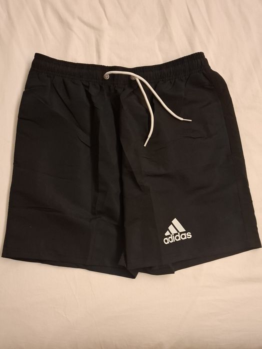Calções desporto Adidas