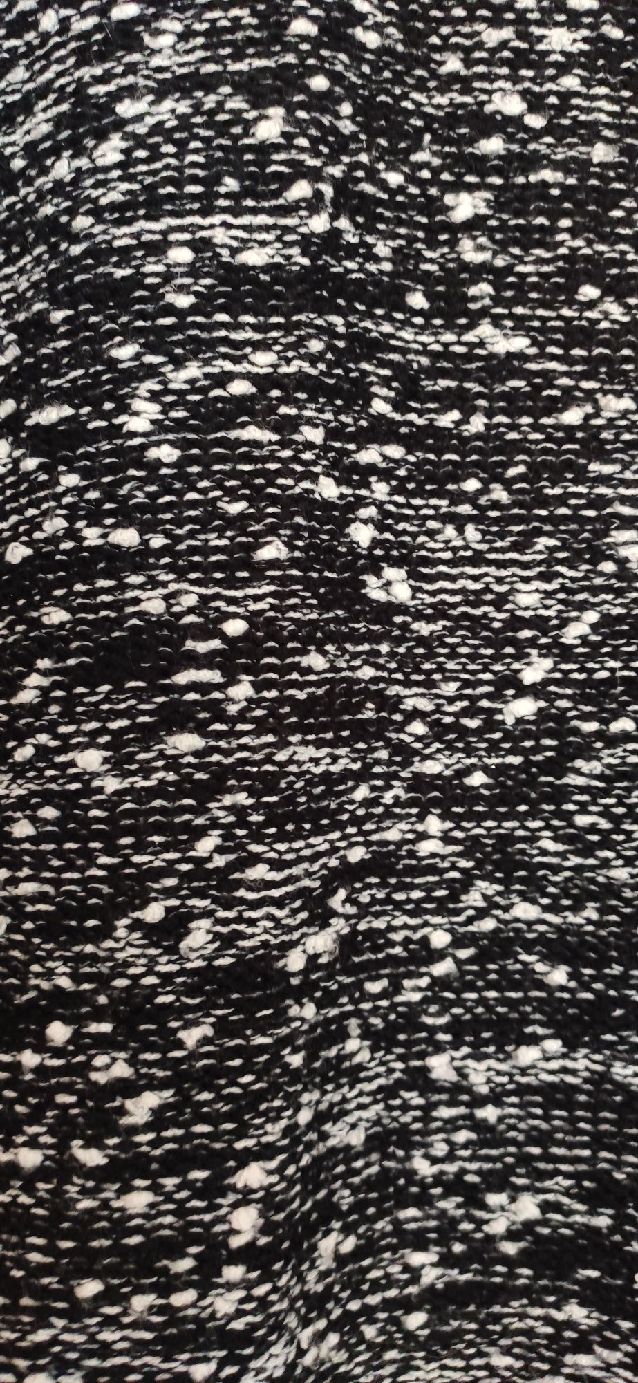 Sweter damski z akrylu