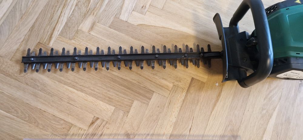 Nożyce spalinowe do żywopłotu