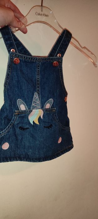 Сарафан джинсовый 6-9 месяцев состояние идеальное