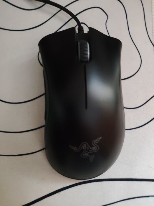 Rato Razer Essential