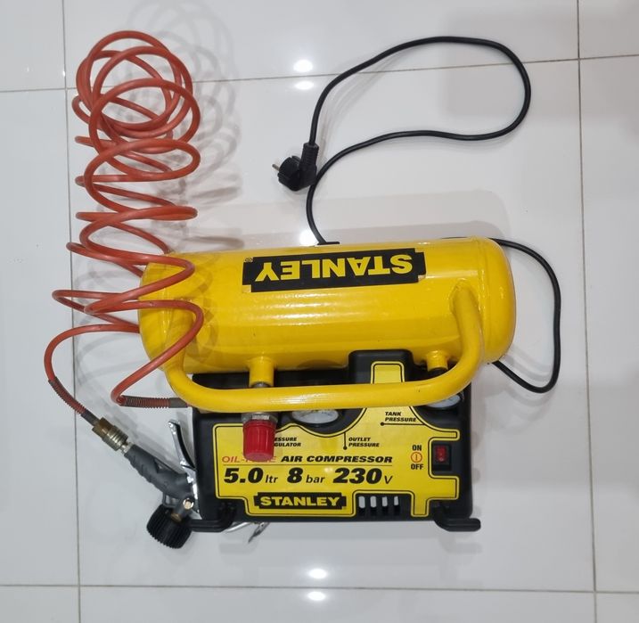 Kompresor bezolejowy Stanley 5l 8 bar