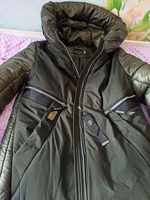 Курточка, пальто, пуховик зимовий