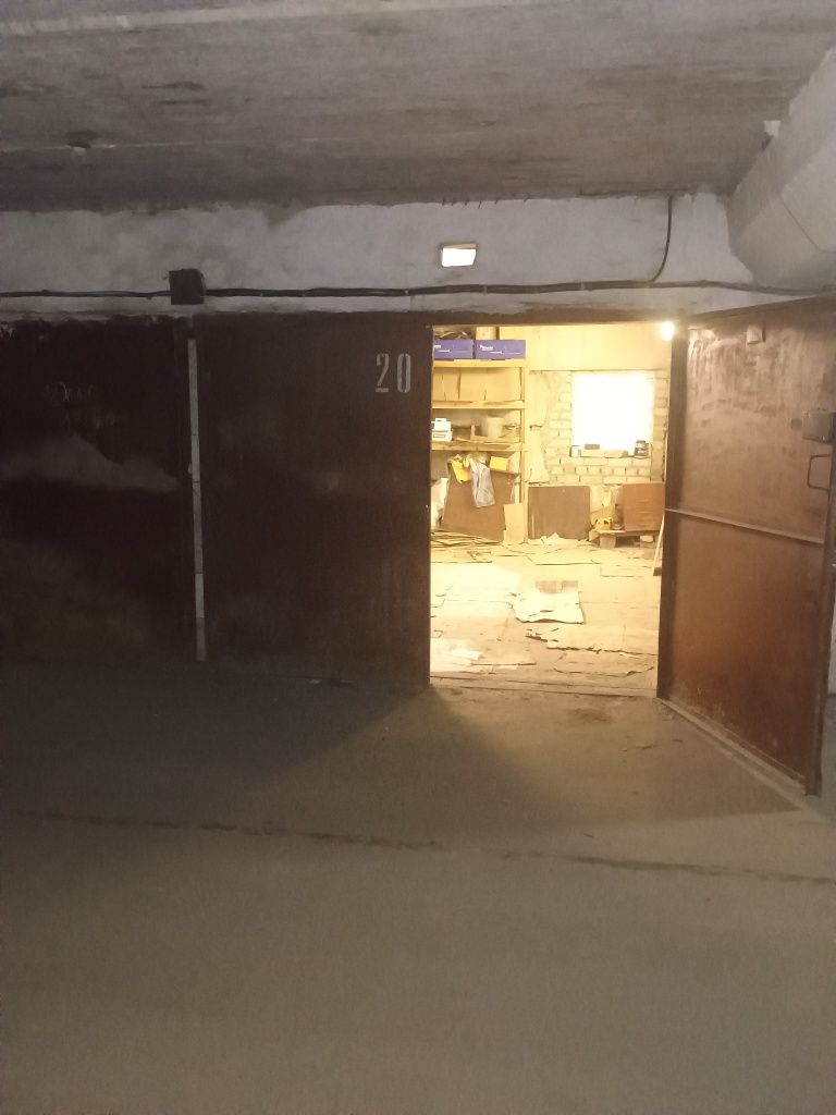 Продам гараж на Салтовке