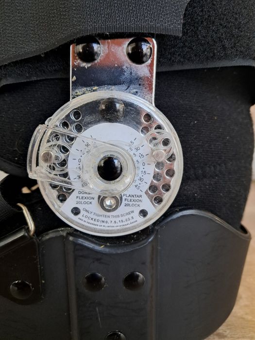 Bota ortopédica semi nova