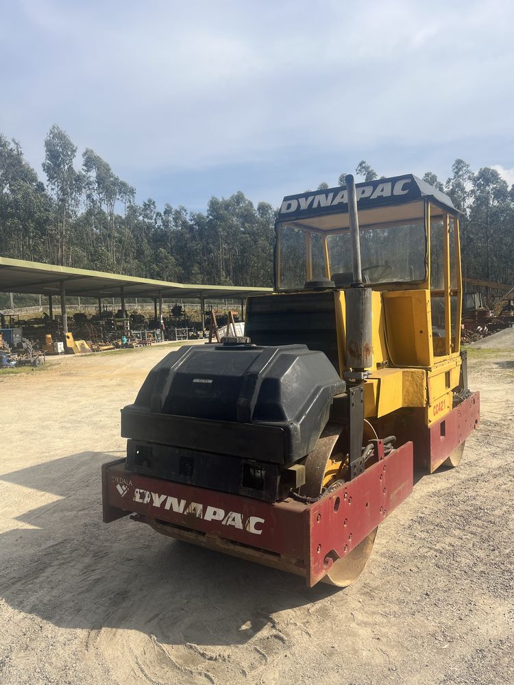 Cilindro compactador Dynapac cc421