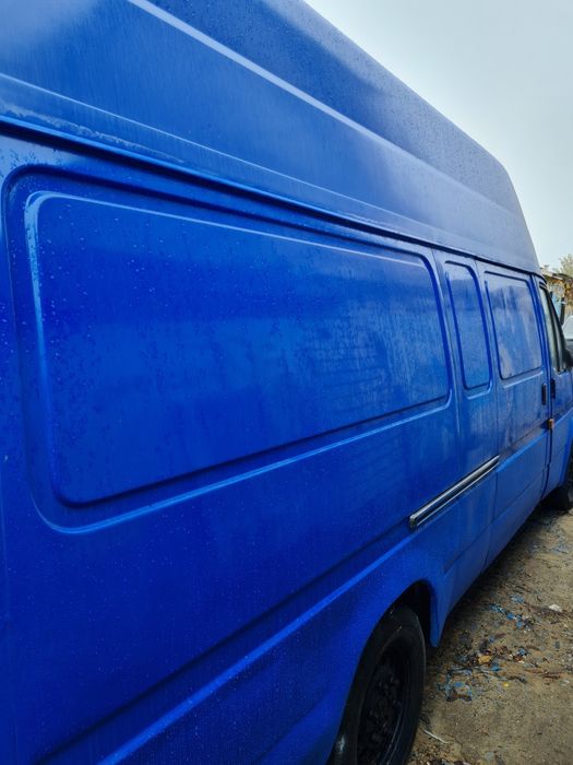 Ford Transit 2.5d в ухоженном состоянии