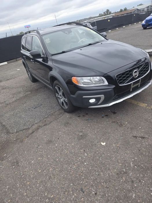 Volvo XC 70 T6 AWD zadbany