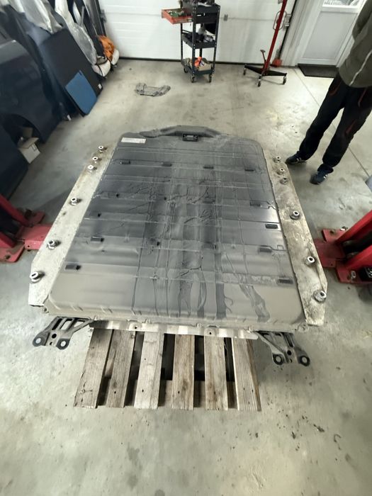 Батарея акумулятор Subaru solterra Toyota Bz4x