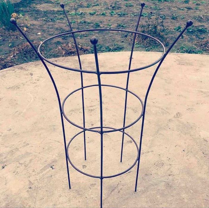 Кустодержатель стальной окрашенный