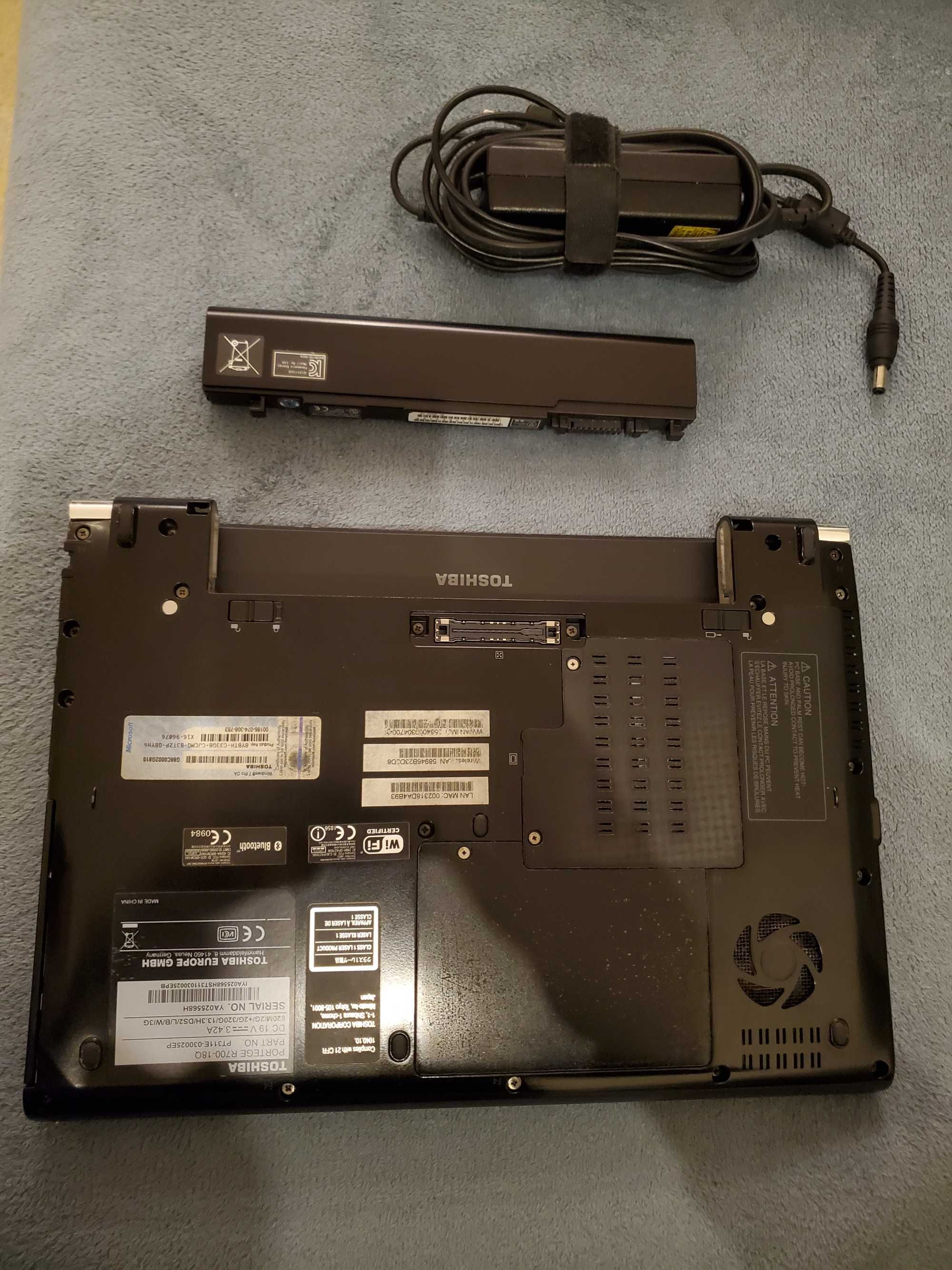 Portátil 13" Toshiba Portege, i7, 8Gb Ram, 320Gb Hdd