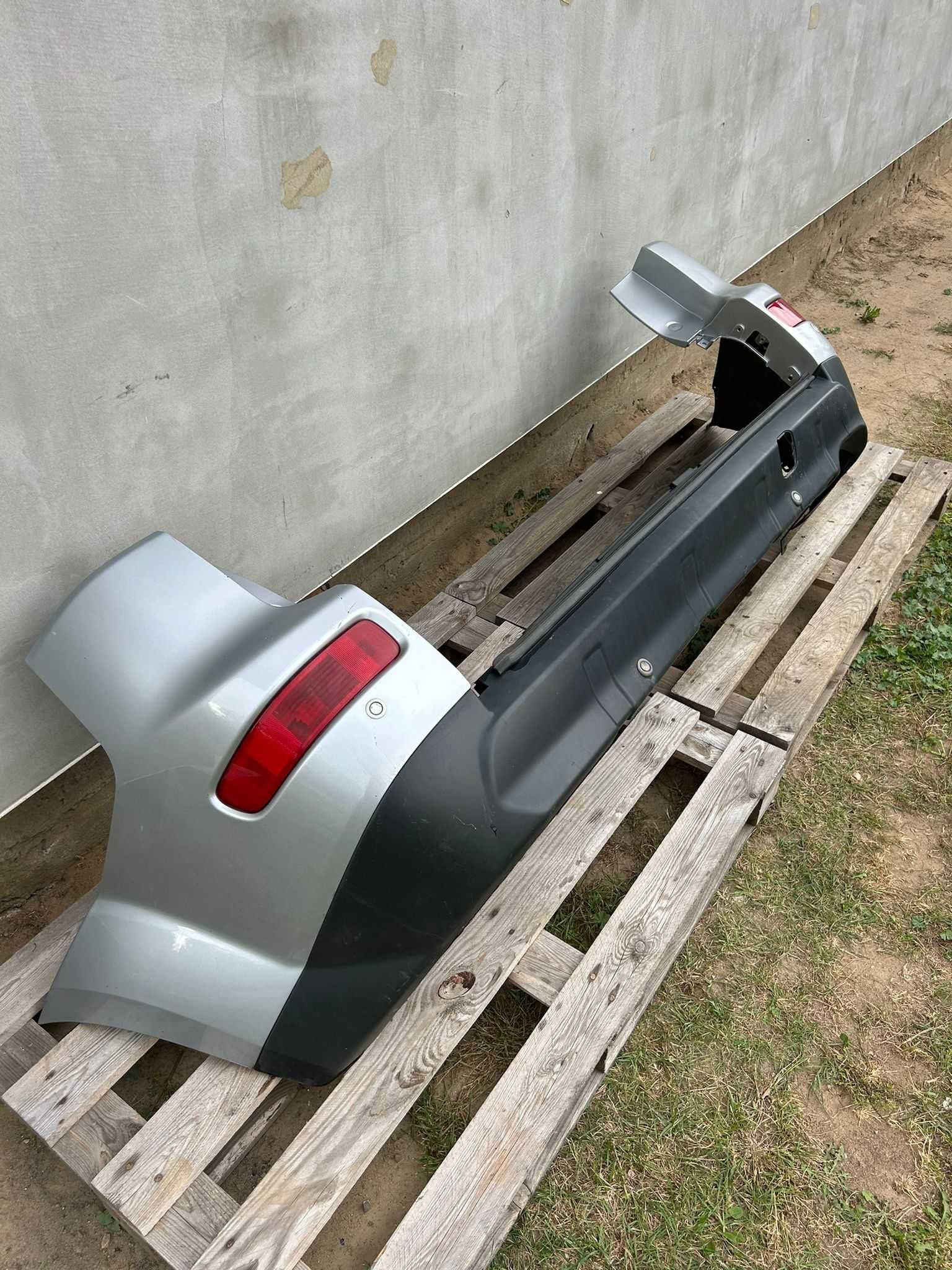 Zderzak tył PDC Citroen C-Crosser A31