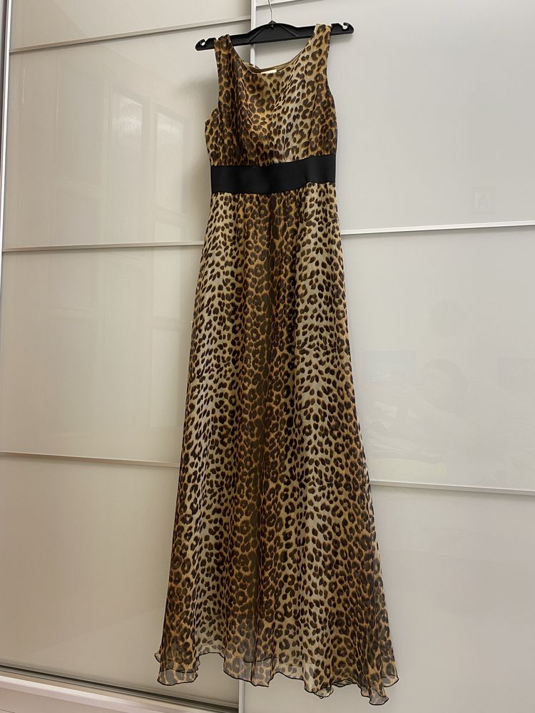Шифонова сукня з леопардовим принтом