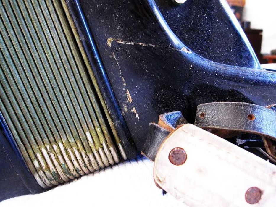 para restauro: vintage acordeão HOHNER Bassophon