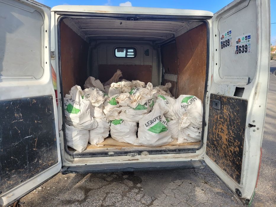 SETÚBAL e LISBOA CARRINHAS p/todo o tipo de serviços e recolha de lixo