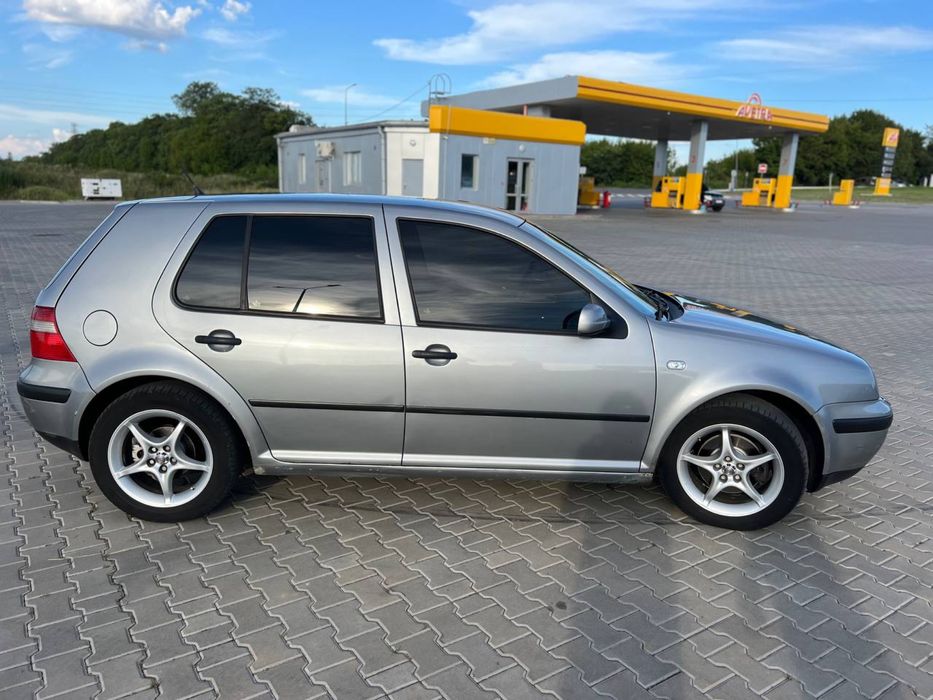 Volkswagen Golf 1.9tdi 2003 Automat