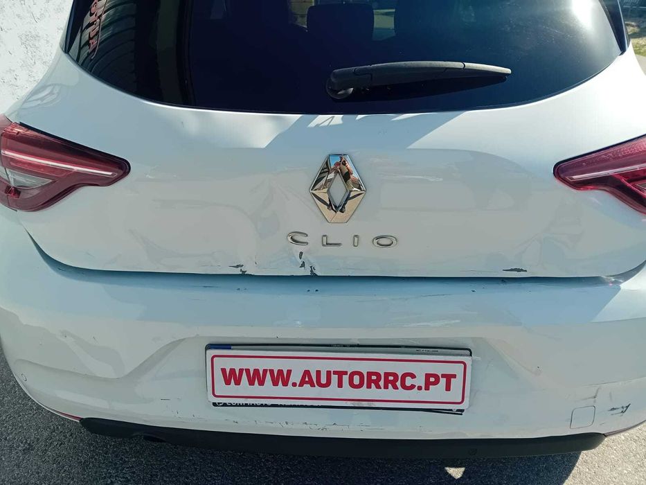 Renault Clio 1.5 blue dci Evolution c/IVA ( pequeno sinistro )