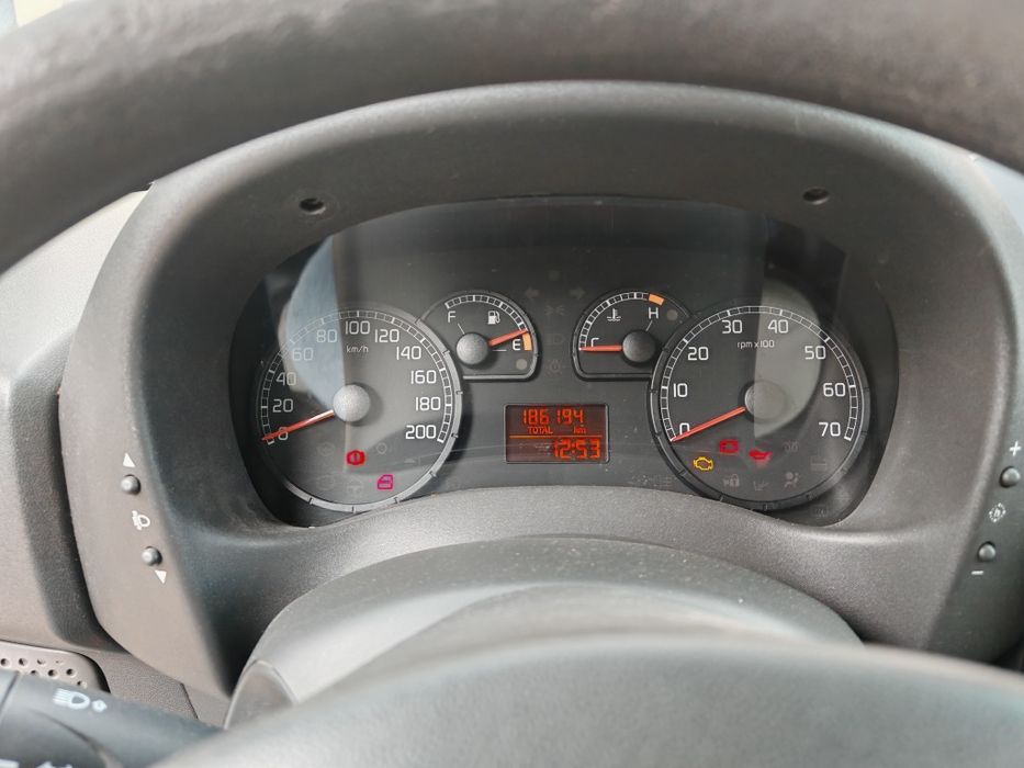 Samochód Fiat doblo