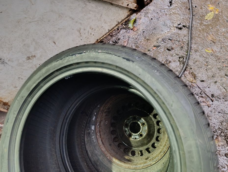 235/45/18 Falken комплект  зима