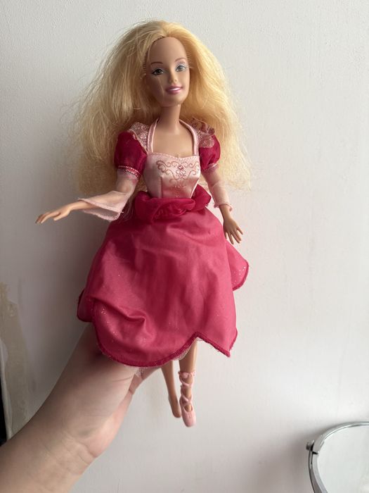 Лялька Barbie princess Genevieve