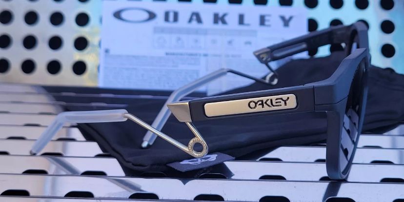 Очки Oakley HSTN