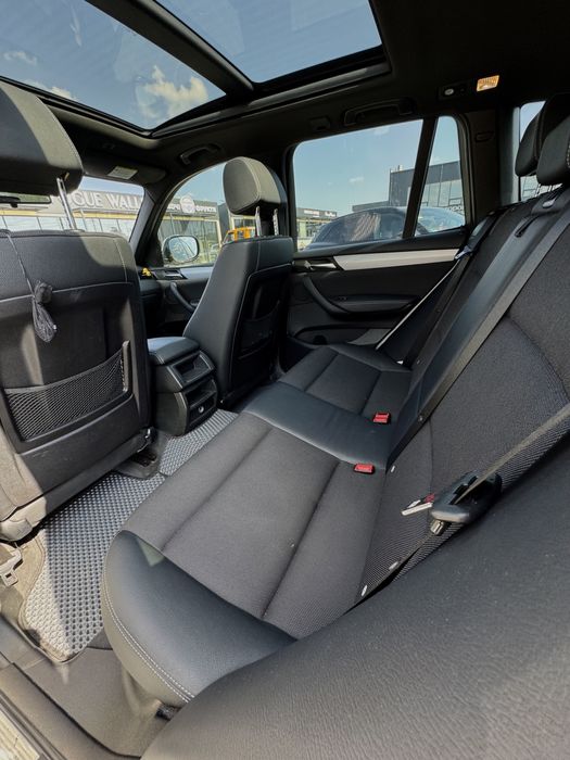 Продам BMW в оригінальному M пакеті