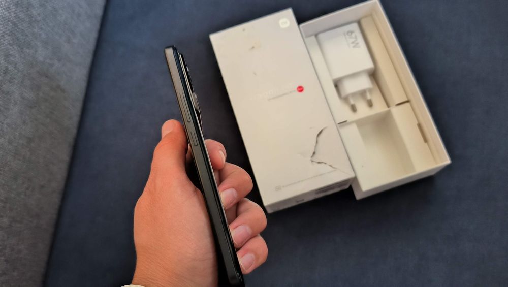 Як новий! Xiaomi Mi 13T 8/256gb Глобальна версія
