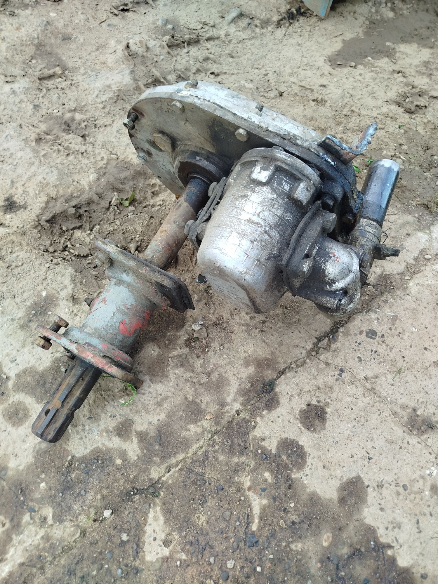 Multiplikator wom pompa hydrauliczna wałek wom