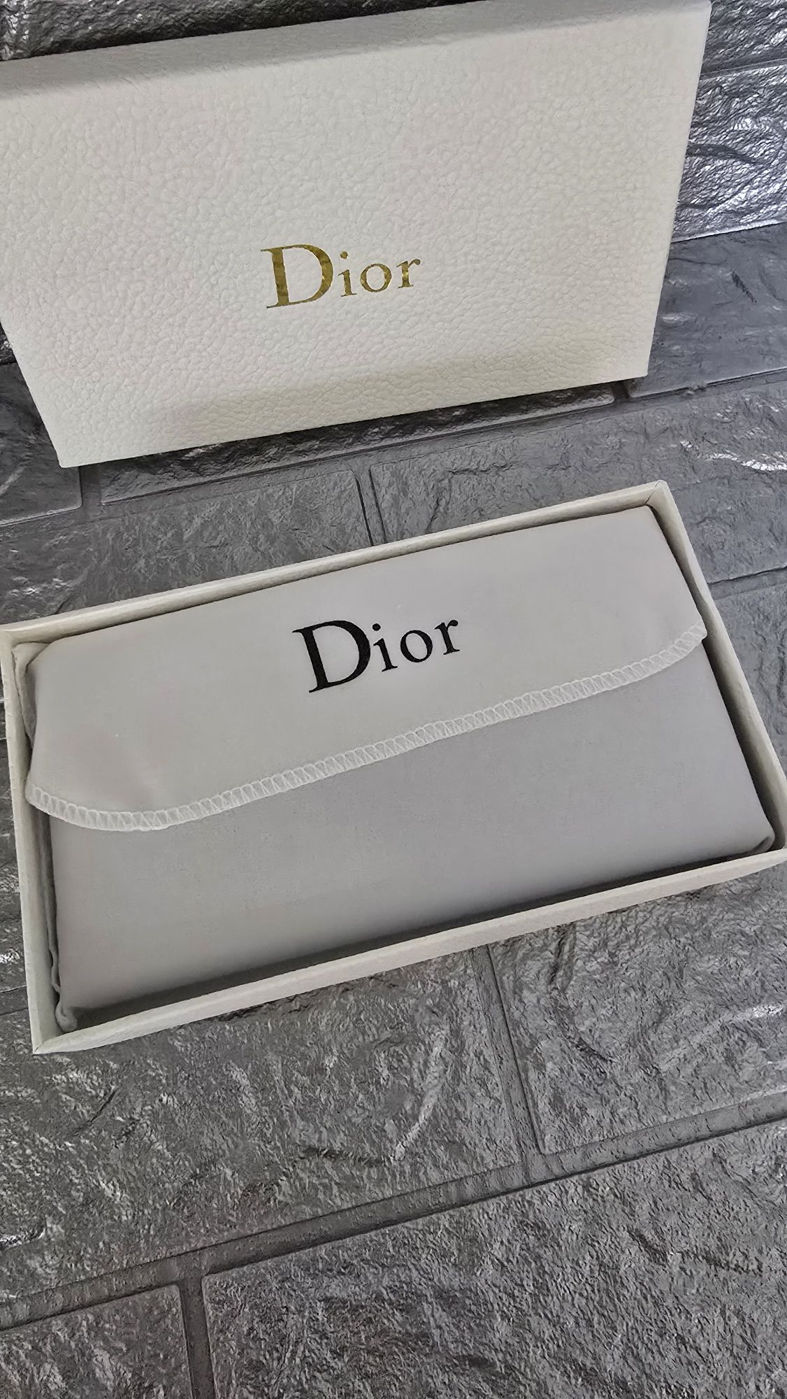 Гаманці жіночі Dior, Gucci, Louis Vuitton