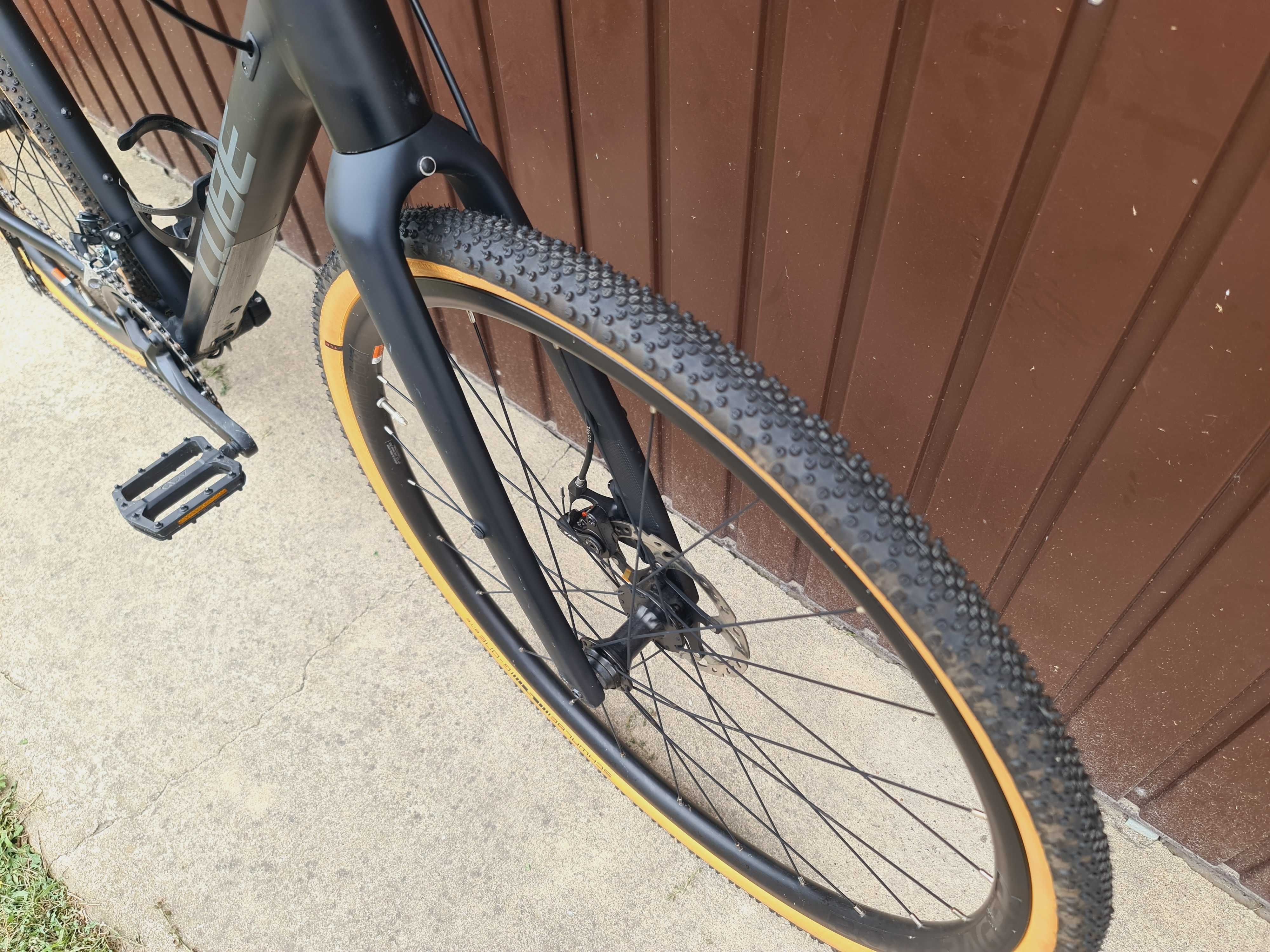 Gravel Cube Nuroad Pro / roz. XL / 2x10 GRX