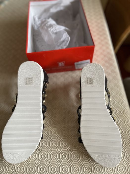 Laura Biaggiotti  - Novas