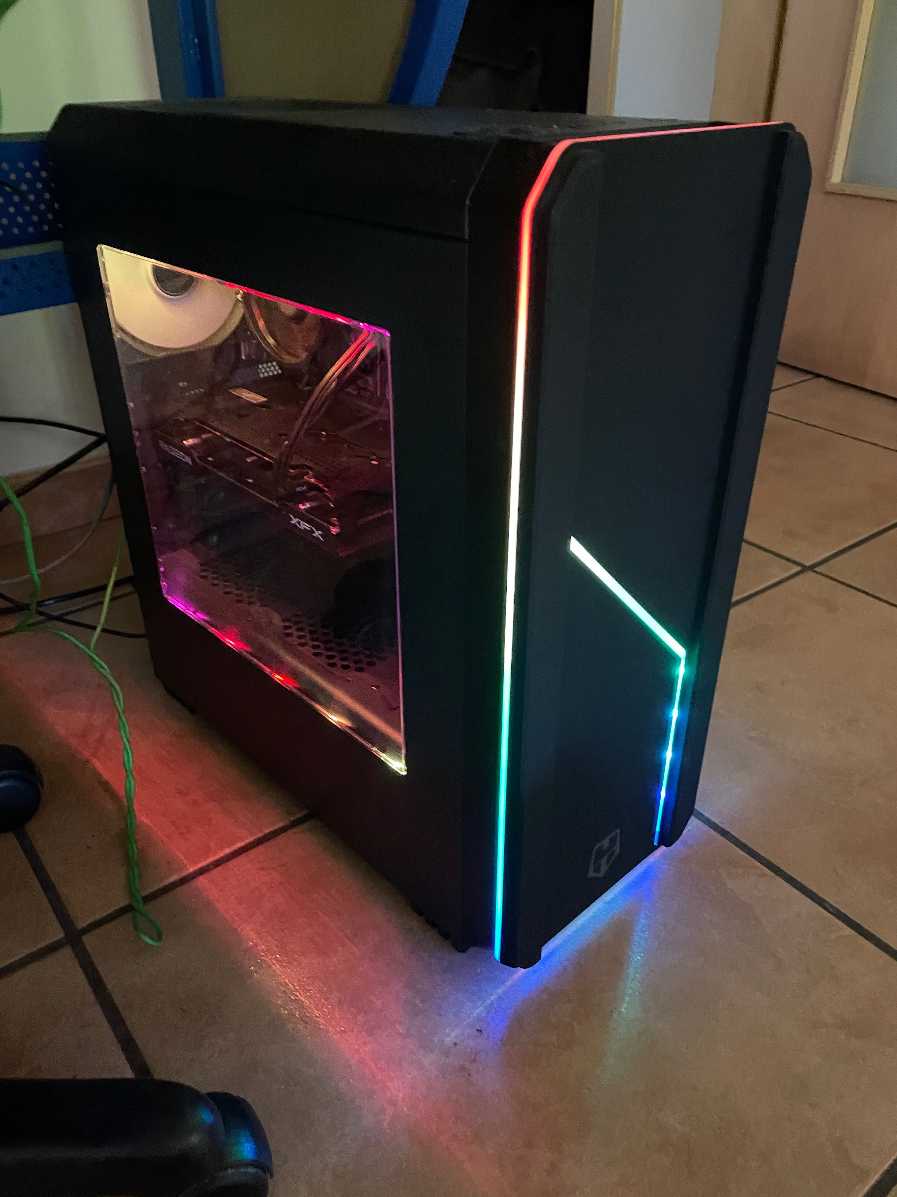 Computador e monitor asus