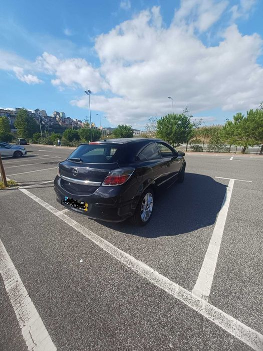 Opel Astra H GTC 1.9 150CV