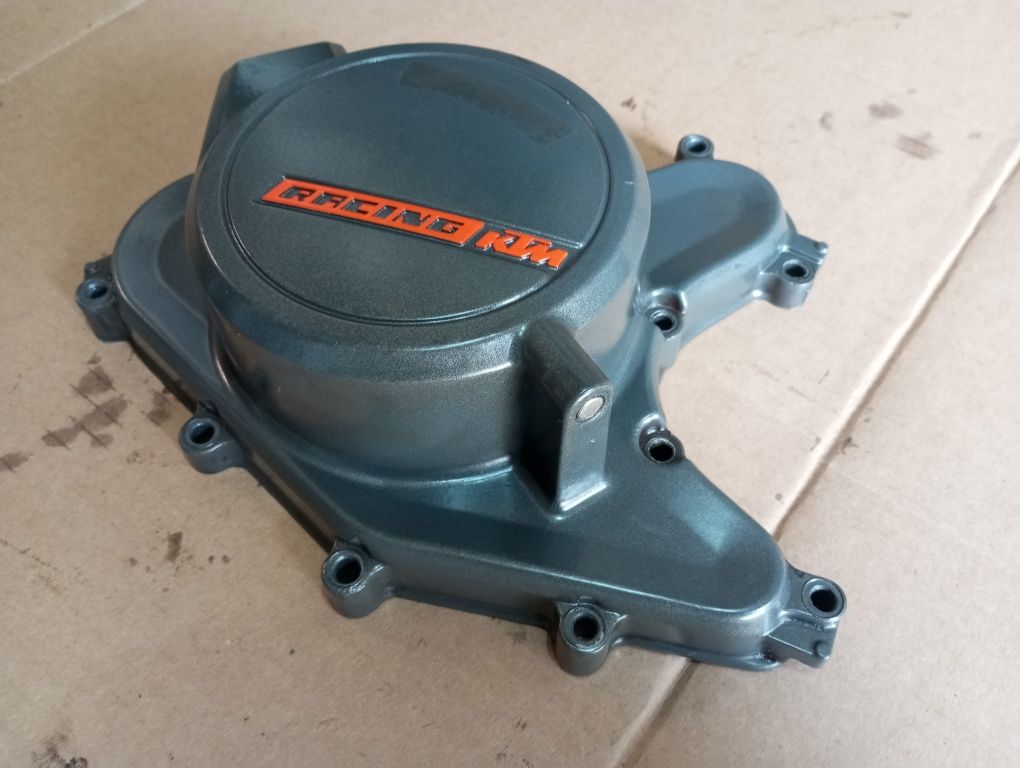 Dekiel pokrywa silnika kapa misa statora RC KTM Duke 125 17 – 23r 1.SA