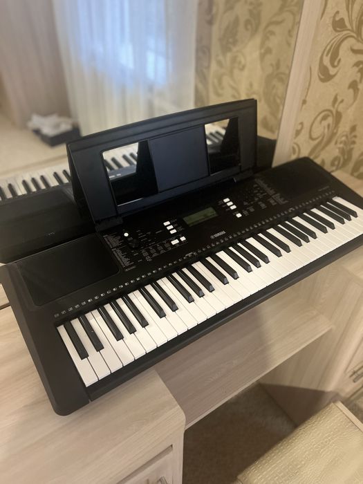 Синтезатор Yamaha PSR-E37