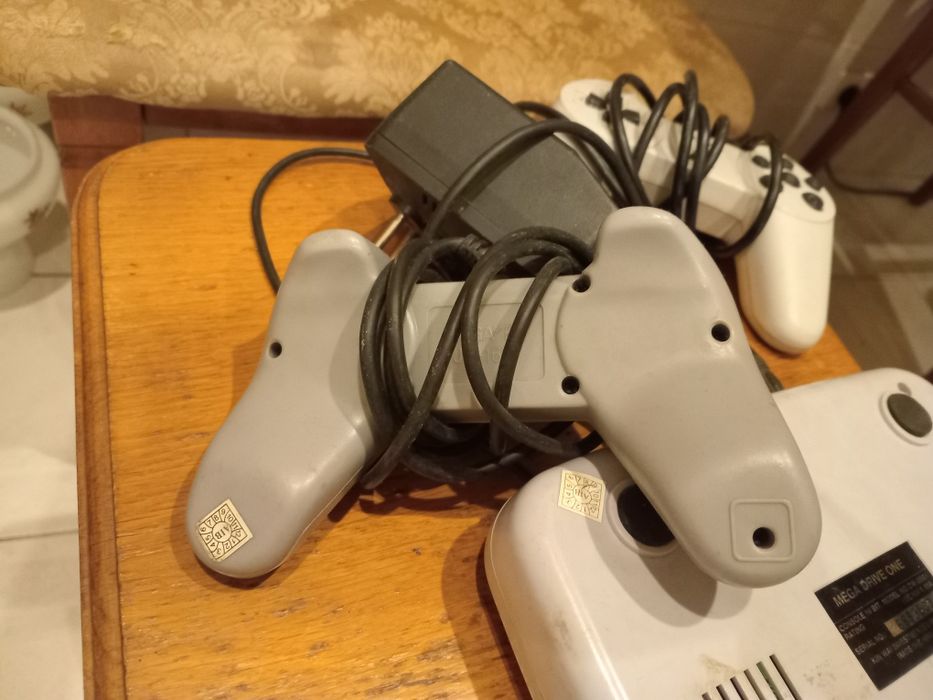 Игровая приставка Sega Mega Drive