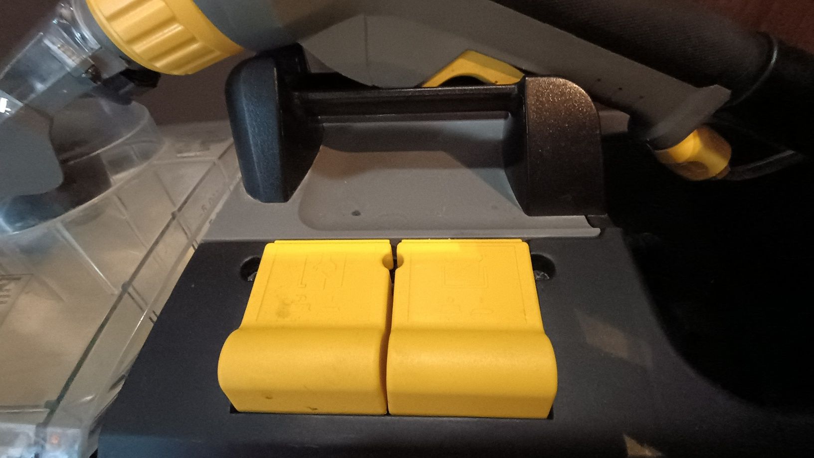 Odkurzacz piorący Karcher Puzzi 10/1