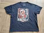 Używany męski czarny t-shert Attack on Titan z PIXEL BOX, rozm. 3XL