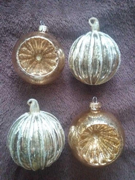 Srare bombki PRL reflektor