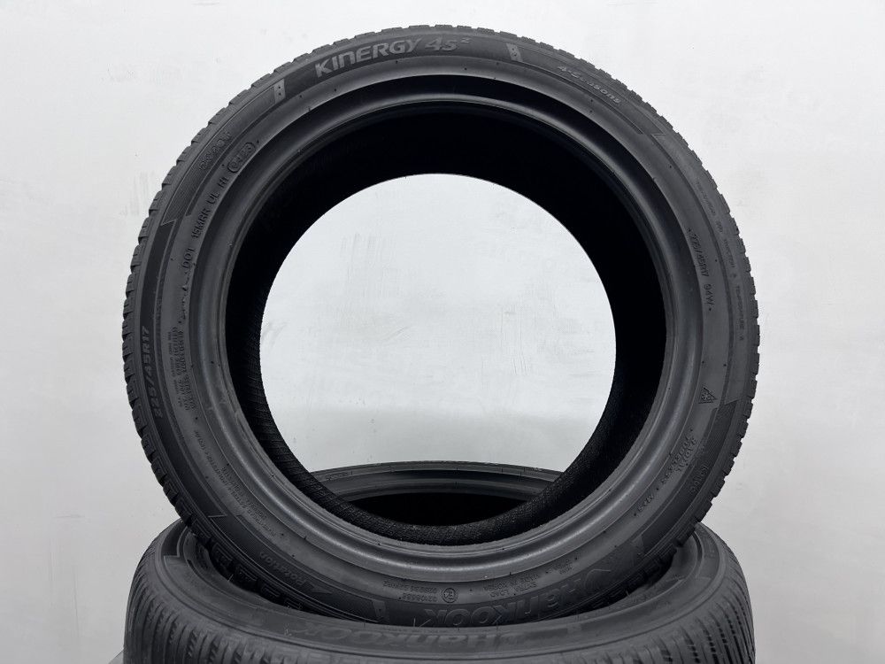 2шт всесезон 225/45/R17 2023р Hankook Kinergy 4S