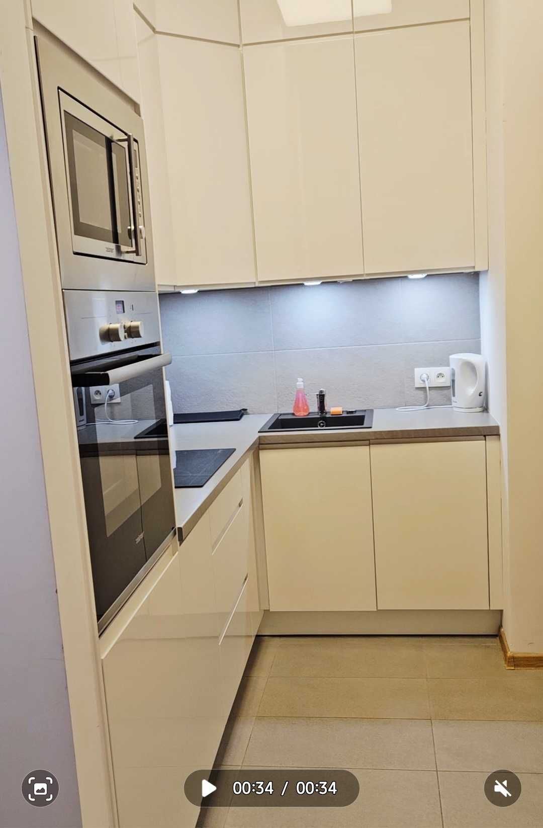 Apartament   bezpośrednio wynajmę w Warszawie Al. Jerozolimskie