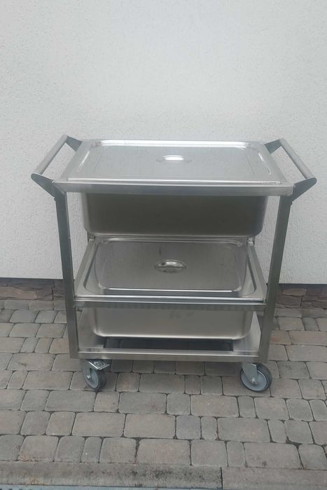 Візок сервірувальний для кейтерингу або кухні з гастроємностями