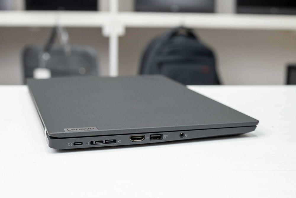 Lenovo ThinkPad T14s Gen2 i7-1185G7 32RAM 512SSD FHD IPS 14”