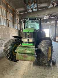 Трактор John Deere 6920