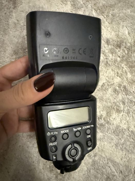 Canon lampa błyskowa