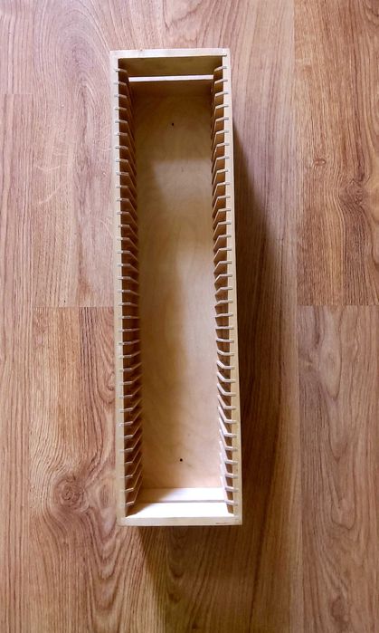 Stojak na CD drewniany